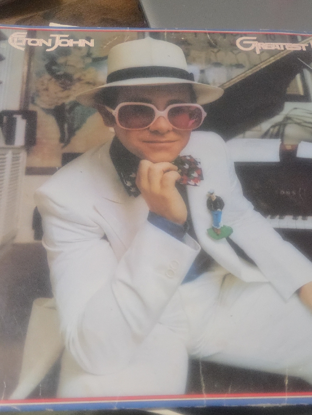 Vintage ELTON JOHN GREATEST HITS.